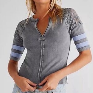 We The Free Women's GreyQuarter Zip Lace Sleeve Blouse Top Size Small